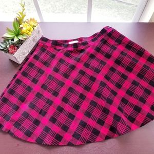 FOREVER 21 Red & Black Plaid Skater Skirt